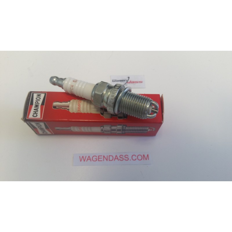 Spark Plug  3 electrode CHAMPION RC7BYC4