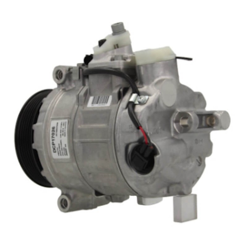 AC compressor DENSO DCP17026 replacing TSP0159338 / DCP17119 / ACP688000S / A0032306411