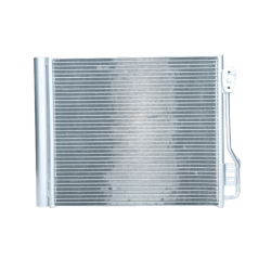 Condensador de aire acondicionado sustituye812882 / DCN16002 Mercedes-Benz