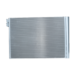 Condensador de aire acondicionado sustituye DCN05032 / 814410 BMW