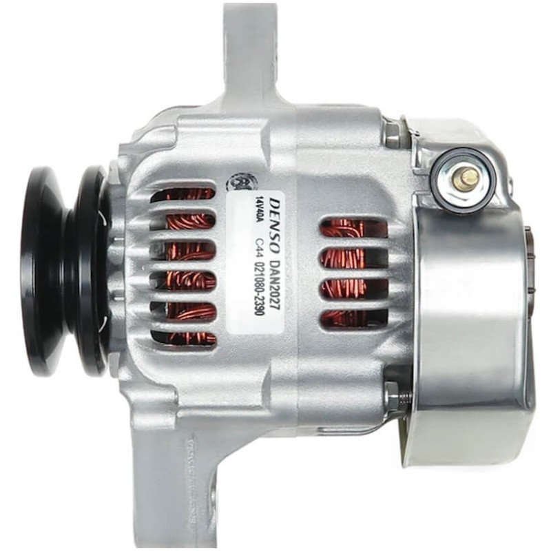 Alternateur DENSO 100211-4731 remplace 100211-4730 / 1667864010 Kubota 40A